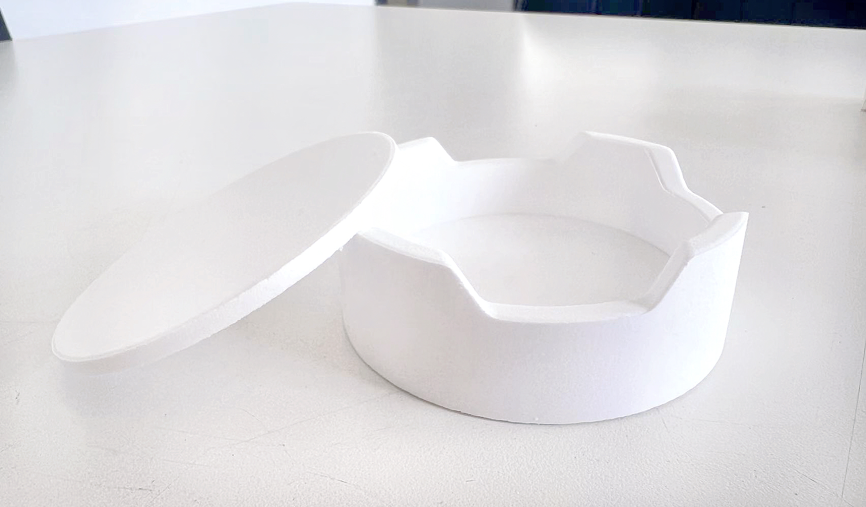 The Advantages of Corundum-Mullite Saggers/Trays in Zirconia Teeth Manufacturing